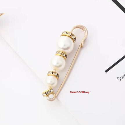 Vrouebroek met Vaste Middellyf Brooch-bykomstigheid