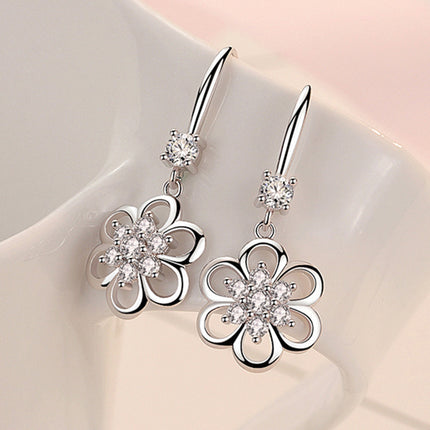 Flower White Copper Earrings Women Wholesale Long Temperament Earrings