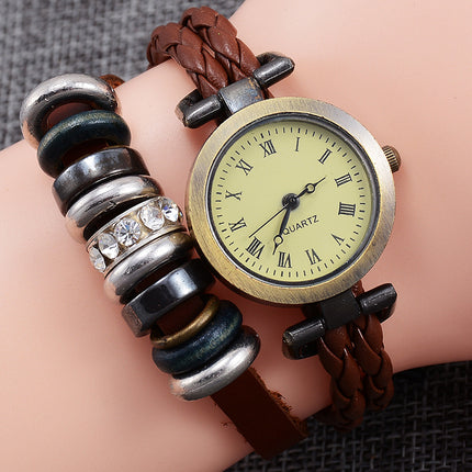 Ouerwetse Handgemaakte Armbandhorlosie Vroue se Mode-draai
