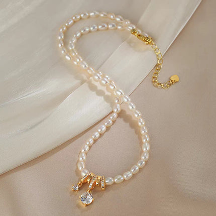 Spring New Arrival Natural Seedless Freshwater Pearl Necklace
