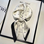 7 Small White Horse Head