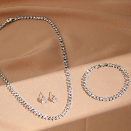 Eenvoudige En Elegante Sirkon Juwelierswarestel