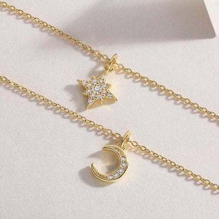 Gegraveer Met Topgehalte Moissanite, Sluit Hierdie Luukse En Modieuse Minimalistiese Juwelierswarestel 'n Halssnoerhanger, 'n Kraagketting, En S925 Silwer Wat Met Goud Elektroplateer Is, In.