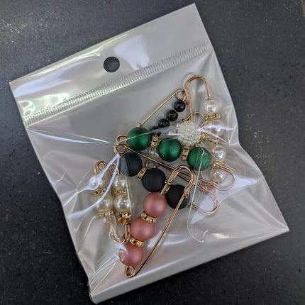 Vrouebroek met Vaste Middellyf Brooch-bykomstigheid