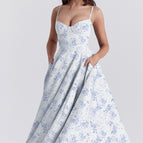White Blue Flowers / L