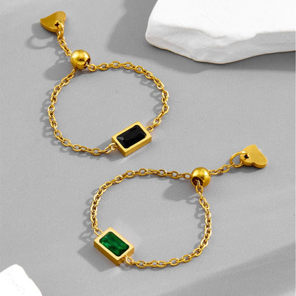 Modieuse En Elegante Groen Vierkantgesnyde Diamantring
