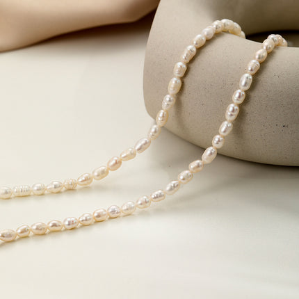 Natuurlike Varswater Pêrelketting vir Vroue Ligte Luukse Minderheid Soet Koel Styl Sleutelbeenketting