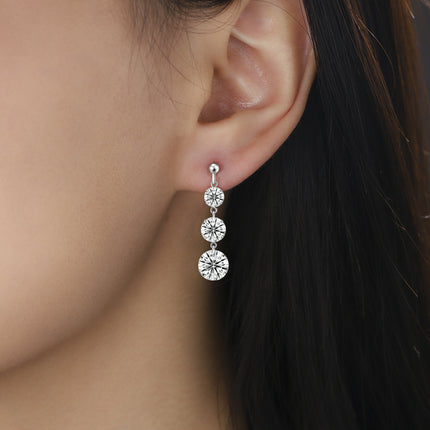 Top-quality Moissanite Luxury And Fashionable Light Luxury Jewelry Silver Stud Earrings S925 Silver Plated Platinum