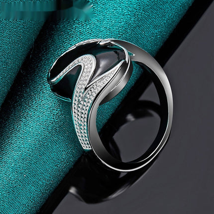 Women's And Men's Delicate Fashionable Jewelry