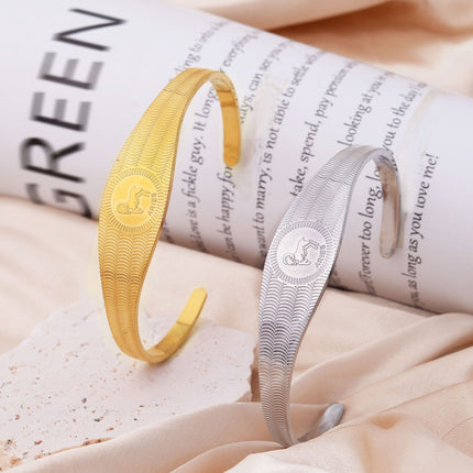 Chinese-styl Patroon Hol Titaanstaal Armband Vir 'n Sierlike Voorkoms