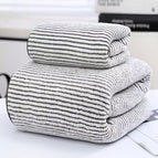Strepe / 35x75cm Handdoek